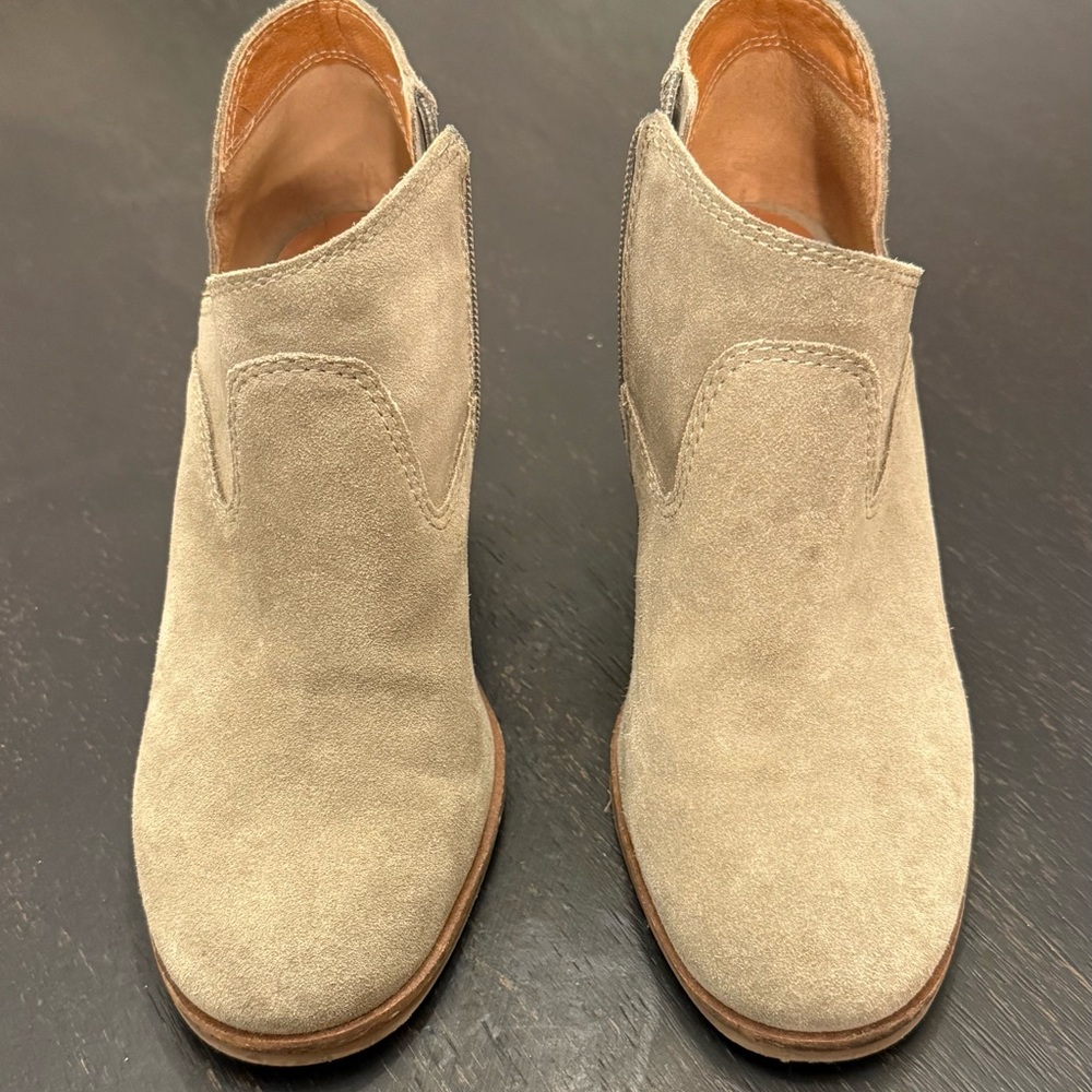 Lucky Brand Melindi Wedge Bootie. Size 7.5